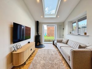 Photo 11- click for photo gallery